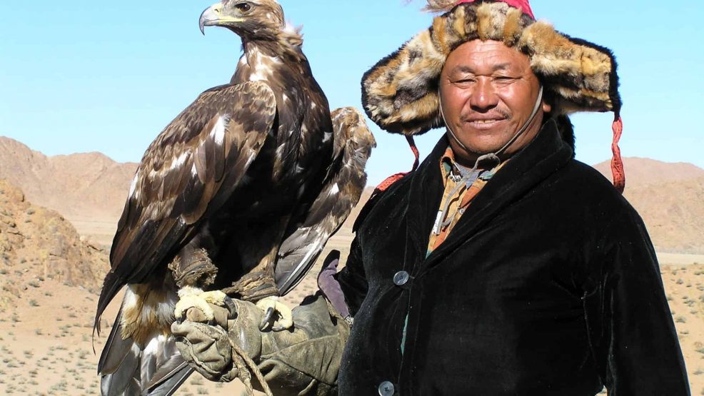 Mongolia hunting with Golden Eagles Wild & Exotic